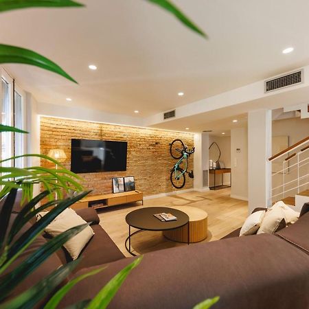 Bravissimo Cort Reial Duplex, Spacious With 3 Bedrooms Girona Exteriér fotografie