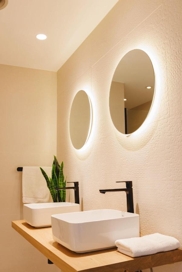 Bravissimo Cort Reial Duplex, Spacious With 3 Bedrooms Girona Exteriér fotografie