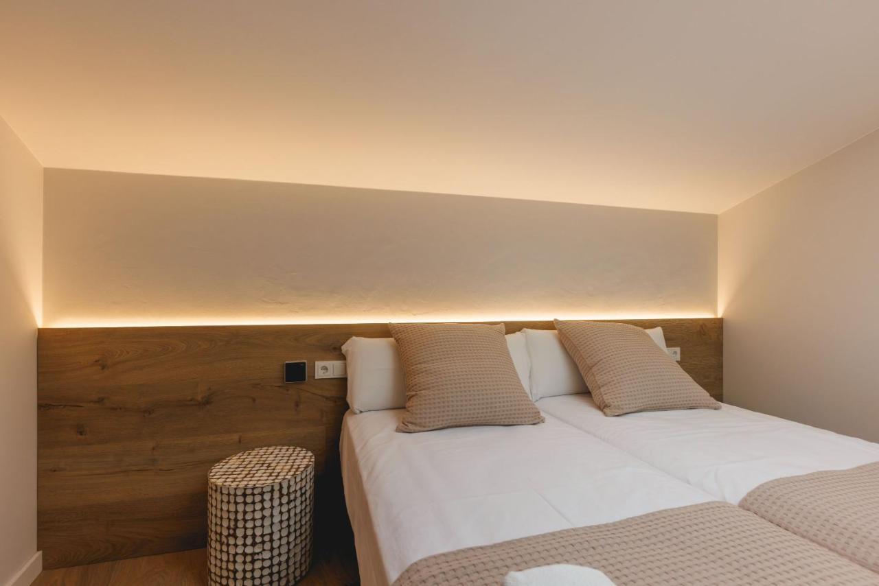 Bravissimo Cort Reial Duplex, Spacious With 3 Bedrooms Girona Exteriér fotografie