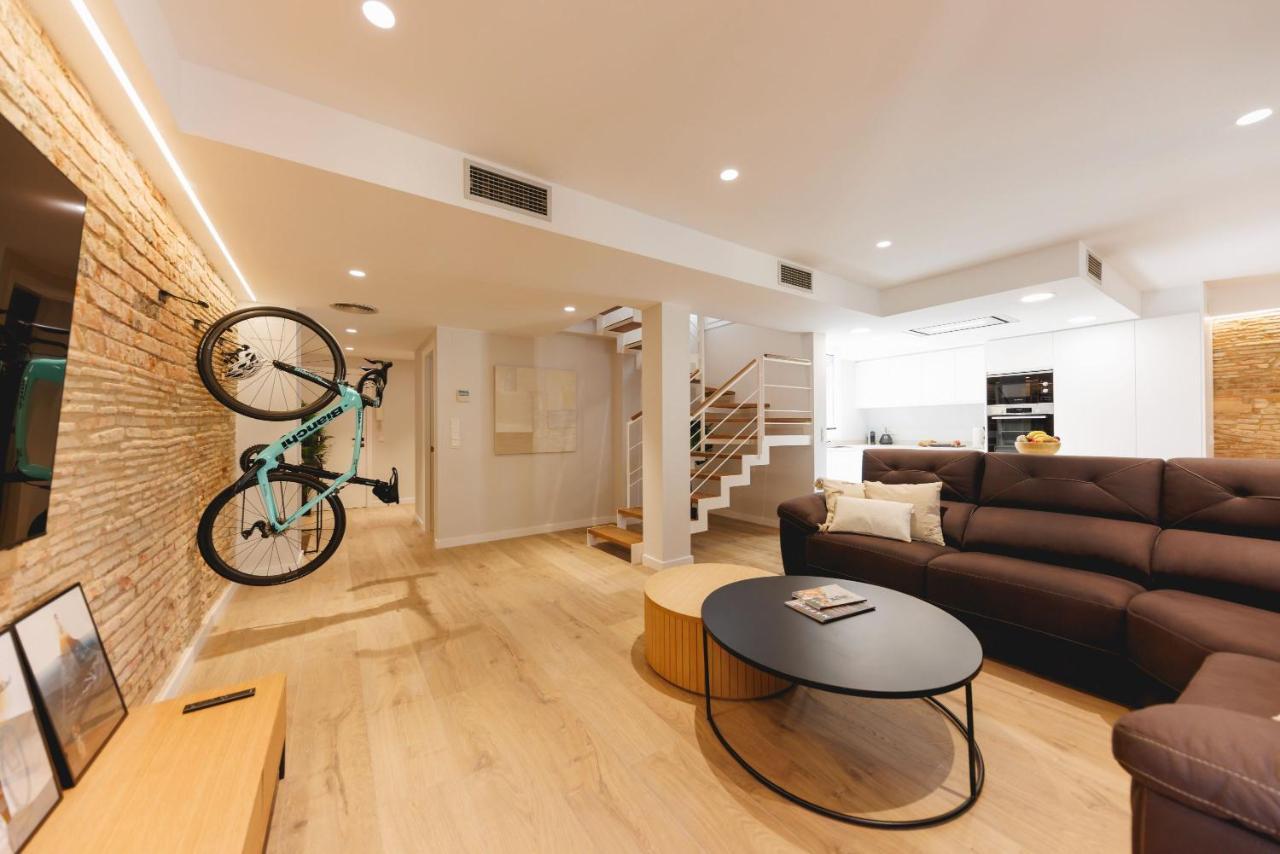 Bravissimo Cort Reial Duplex, Spacious With 3 Bedrooms Girona Exteriér fotografie
