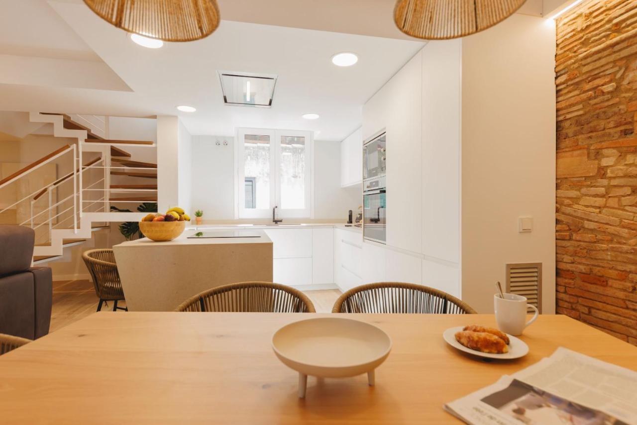 Bravissimo Cort Reial Duplex, Spacious With 3 Bedrooms Girona Exteriér fotografie