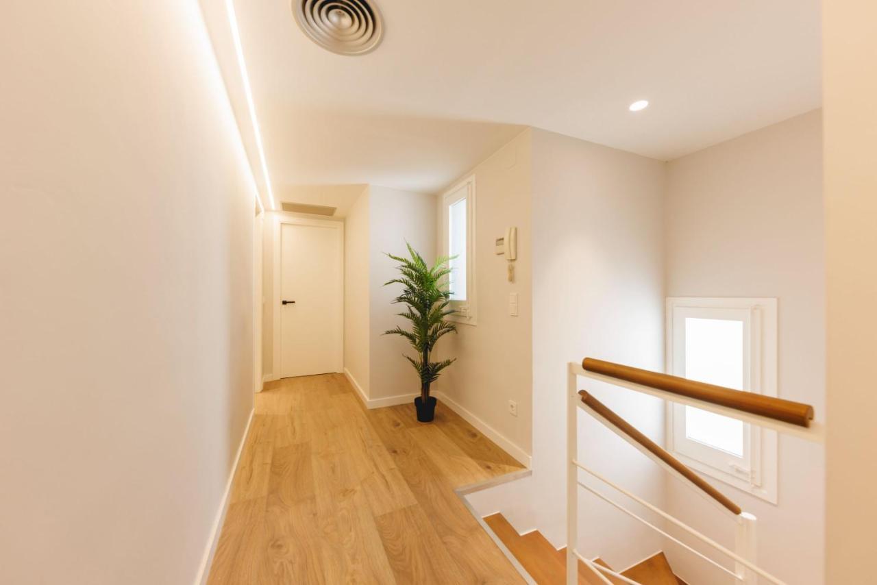 Bravissimo Cort Reial Duplex, Spacious With 3 Bedrooms Girona Exteriér fotografie
