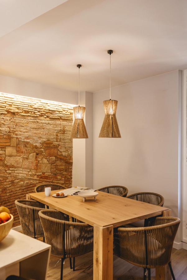 Bravissimo Cort Reial Duplex, Spacious With 3 Bedrooms Girona Exteriér fotografie