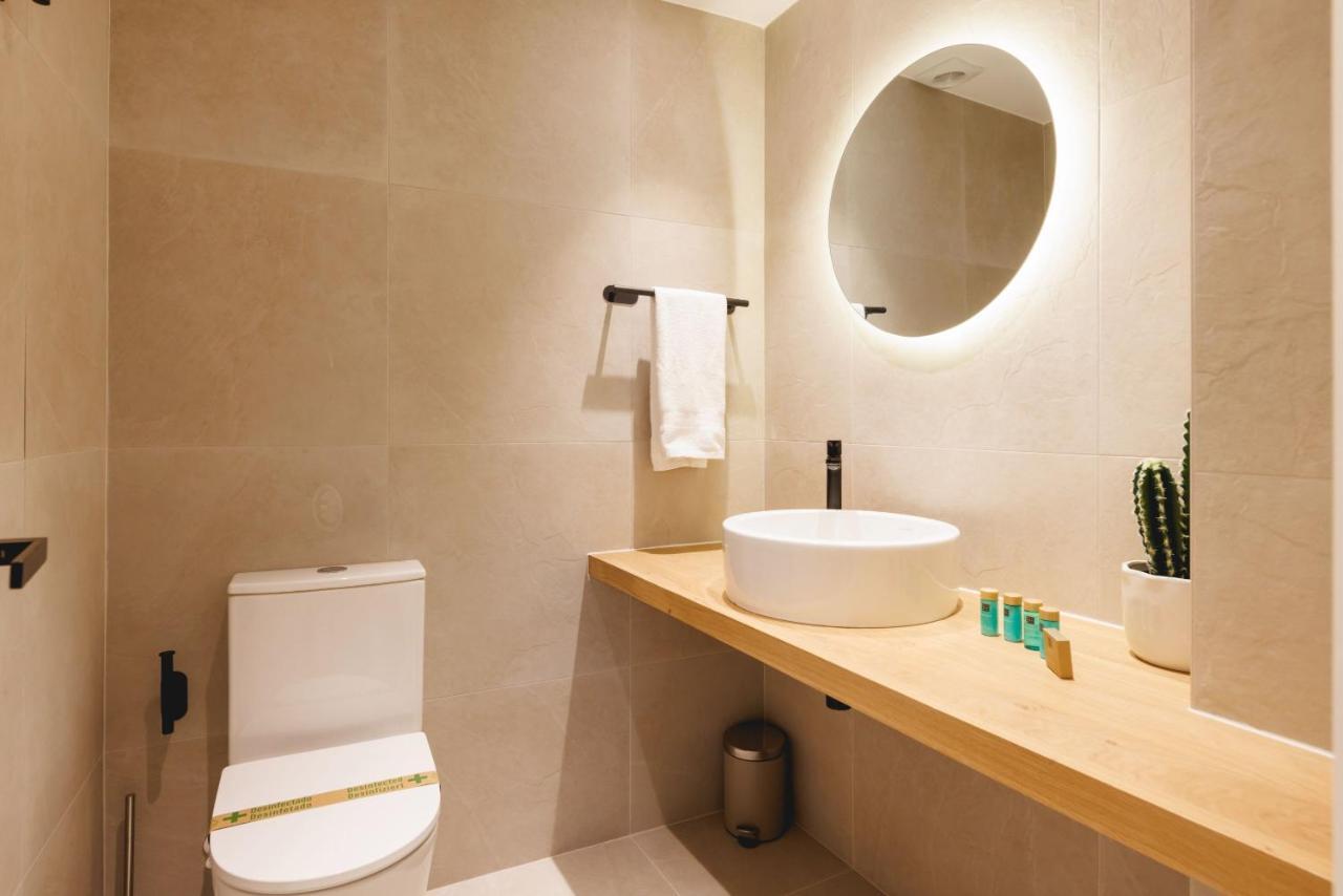 Bravissimo Cort Reial Duplex, Spacious With 3 Bedrooms Girona Exteriér fotografie
