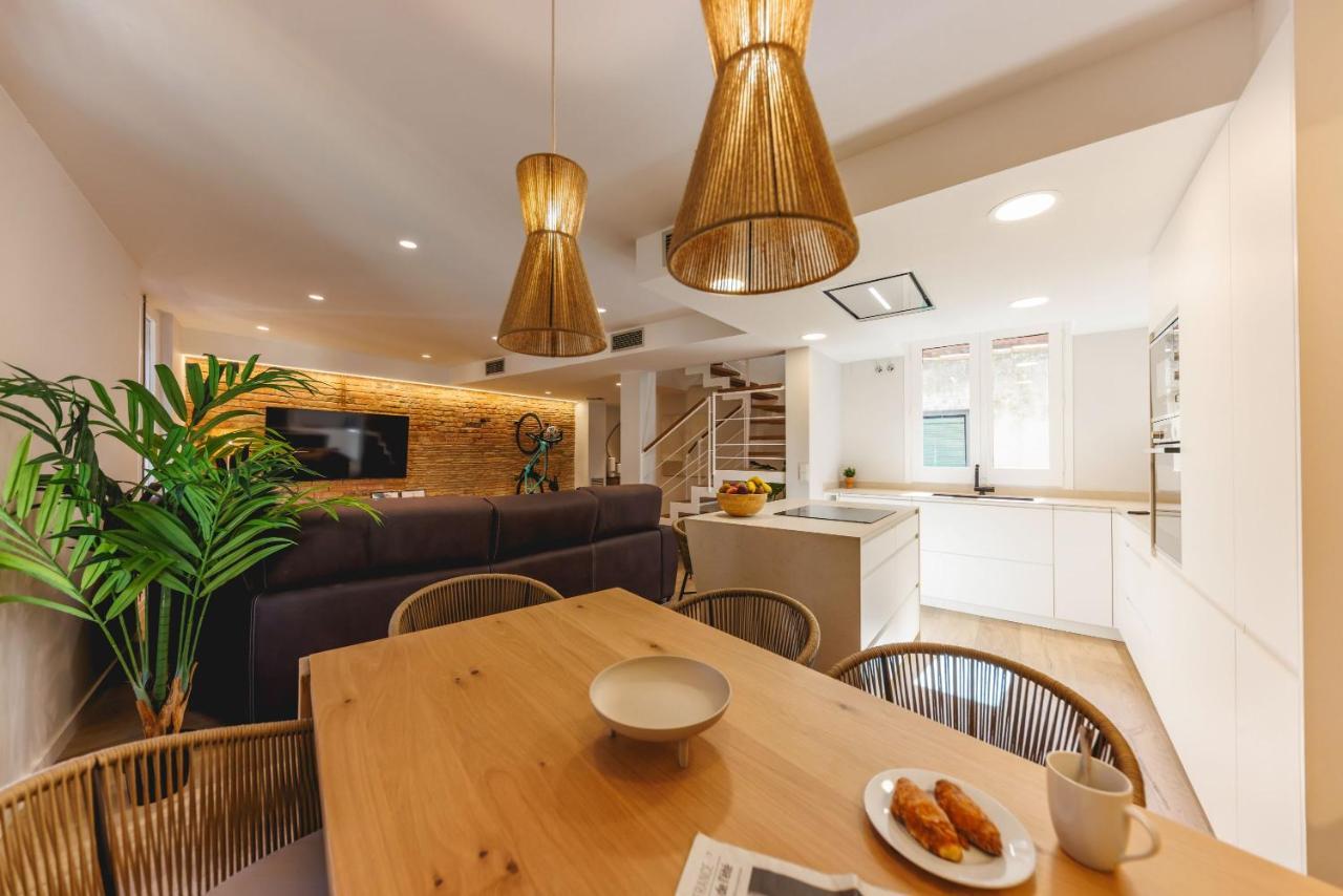 Bravissimo Cort Reial Duplex, Spacious With 3 Bedrooms Girona Exteriér fotografie