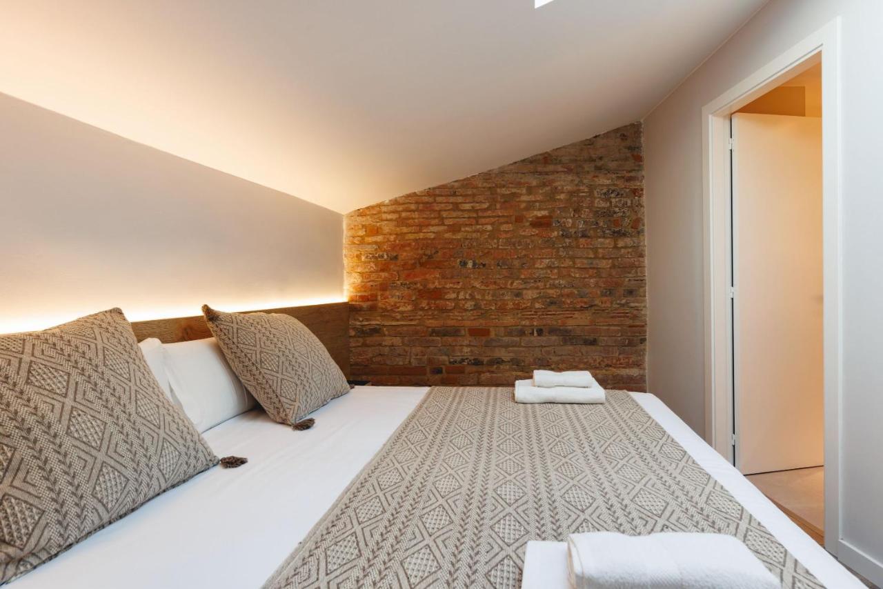 Bravissimo Cort Reial Duplex, Spacious With 3 Bedrooms Girona Exteriér fotografie