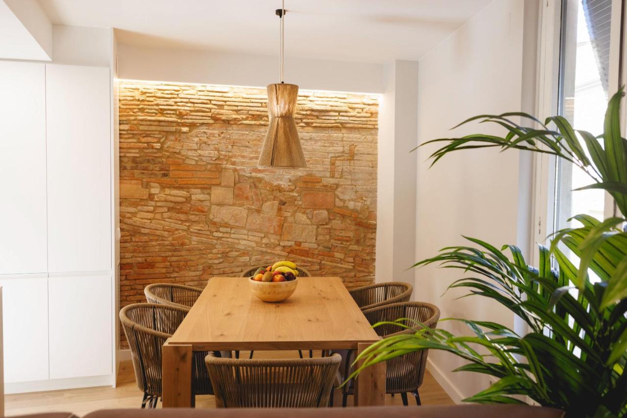 Bravissimo Cort Reial Duplex, Spacious With 3 Bedrooms Girona Exteriér fotografie